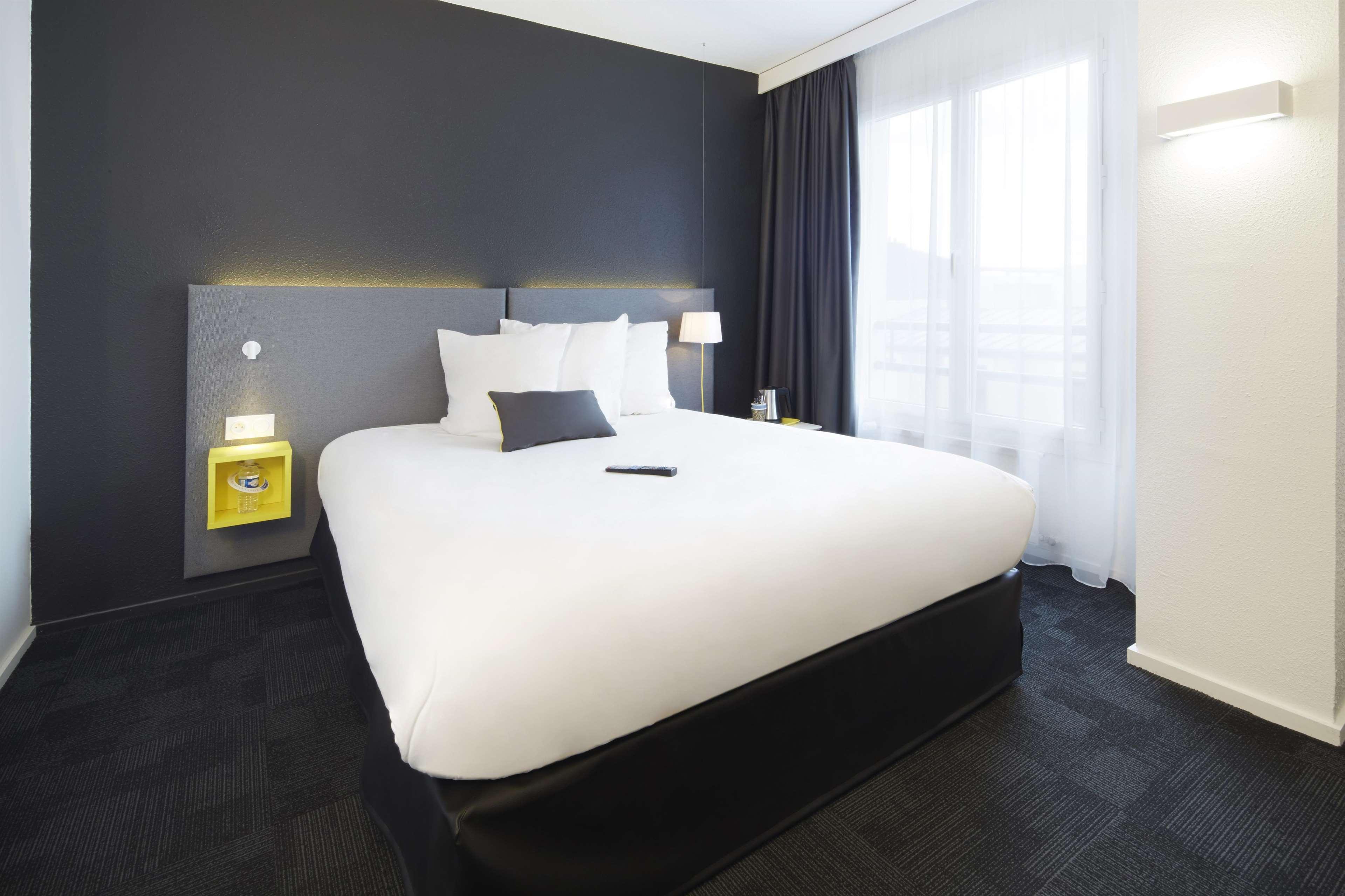 Kyriad Hotel Brest Buitenkant foto
